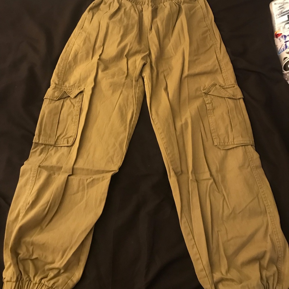 Forever 21 | Green Cargo Jeans